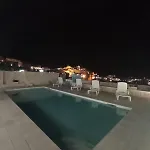 Nunzia *